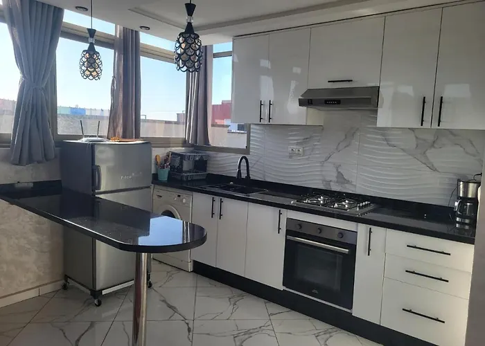 Modern Studio Just Steps From The Beach