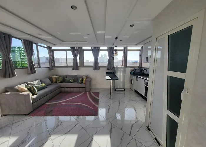 Modern Studio Just Steps From The Beach