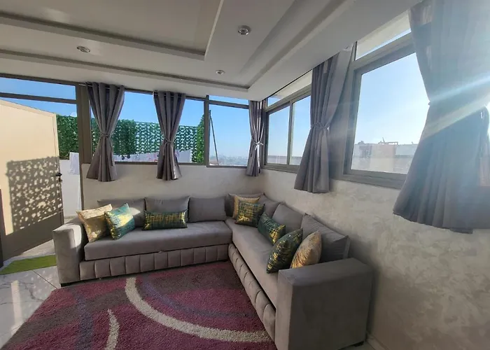 Modern Studio Just Steps From The Beach